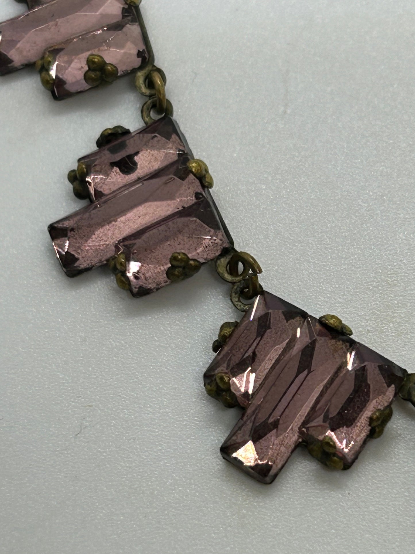 Antique Art Deco pink Vauxhall mirror glass necklace.