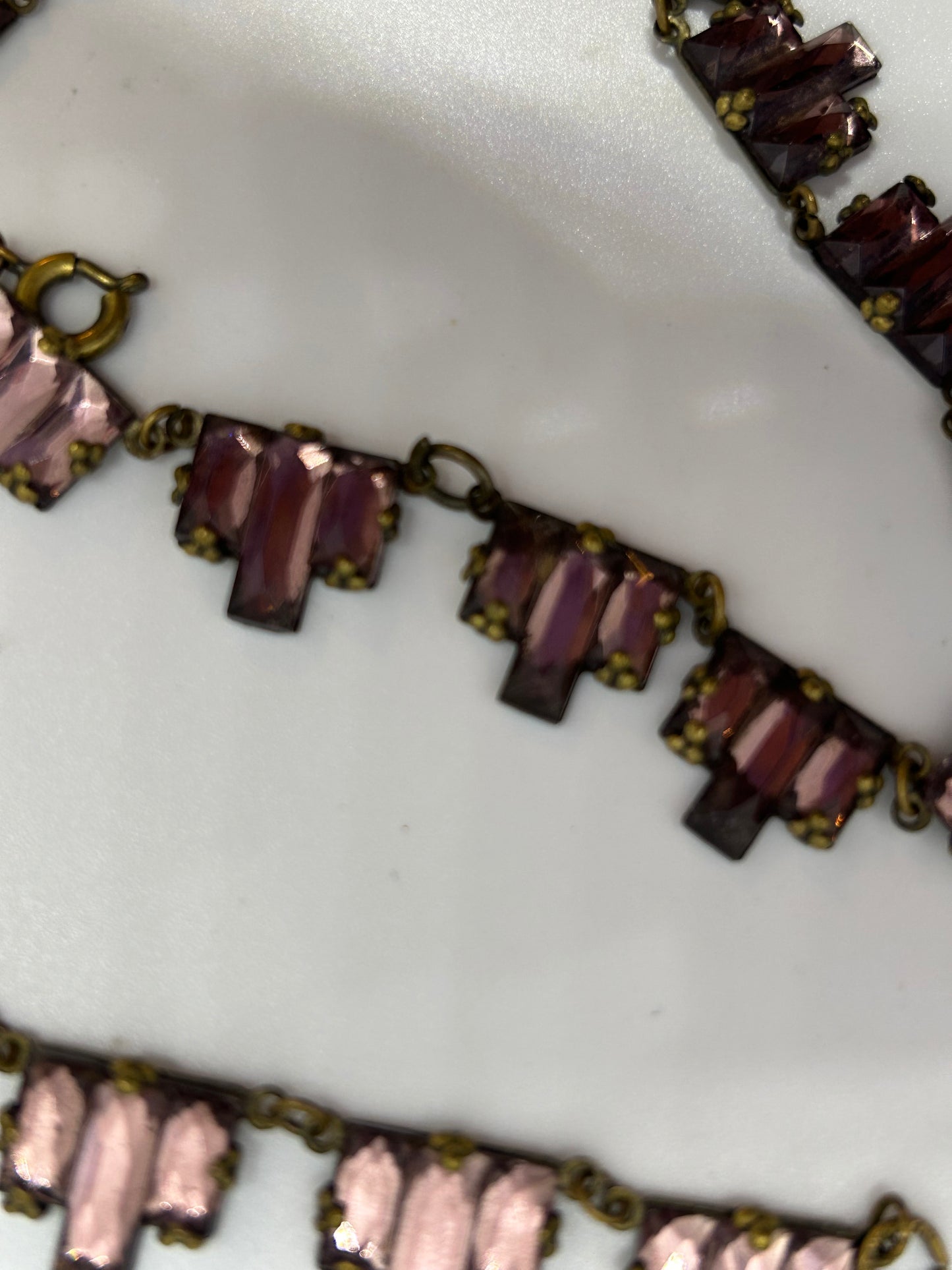 Antique Art Deco pink Vauxhall mirror glass necklace.