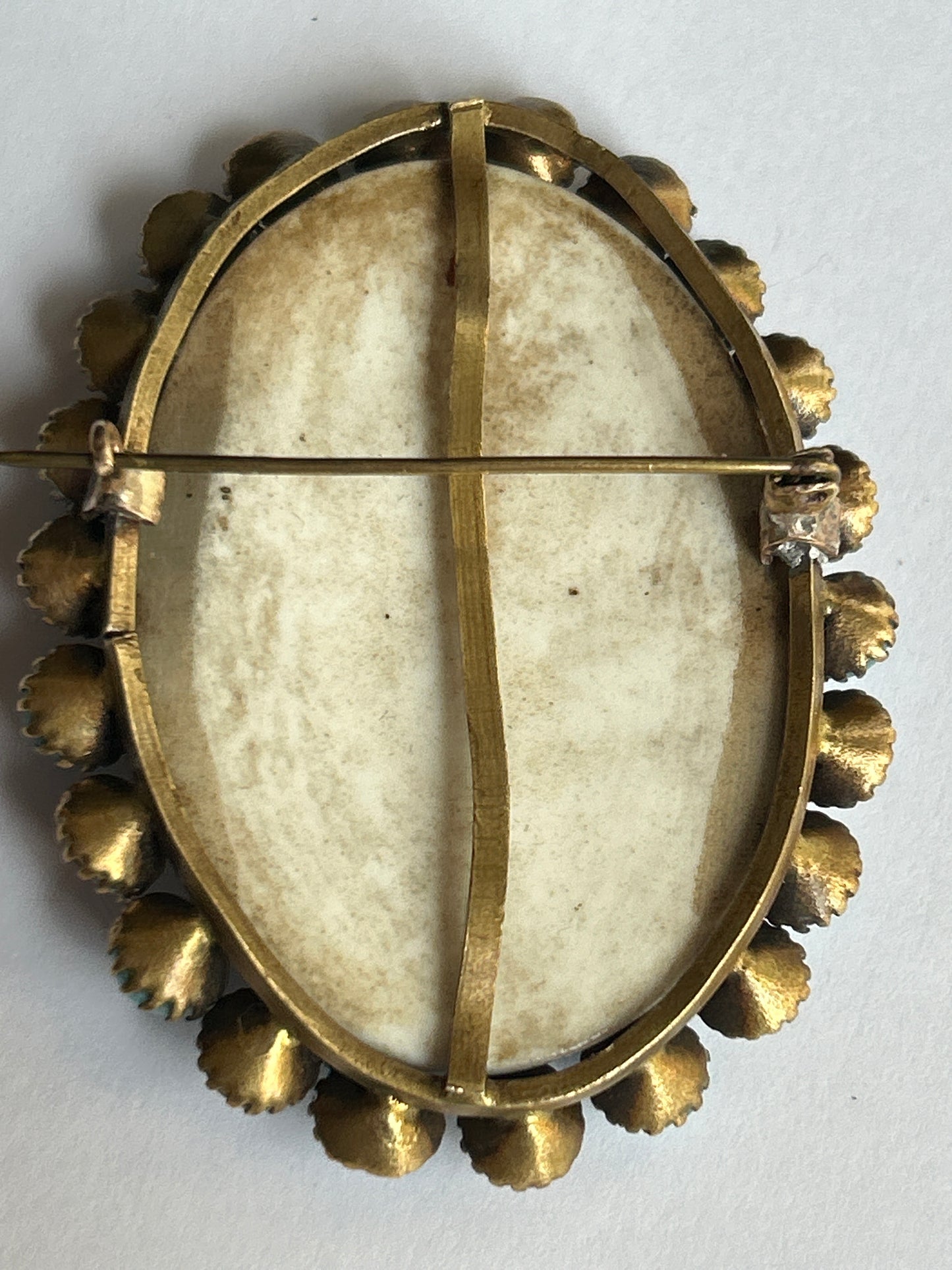 Victorian Antique Ceramic Brooch