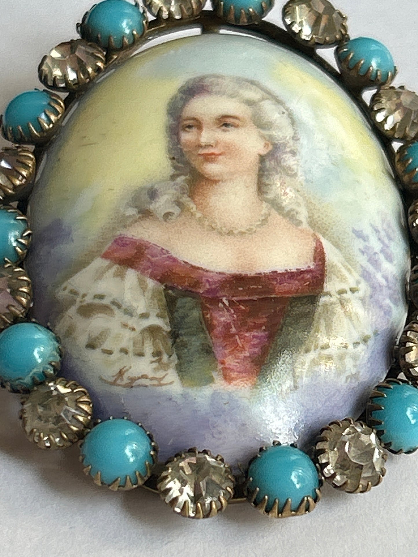 Victorian Antique Ceramic Brooch