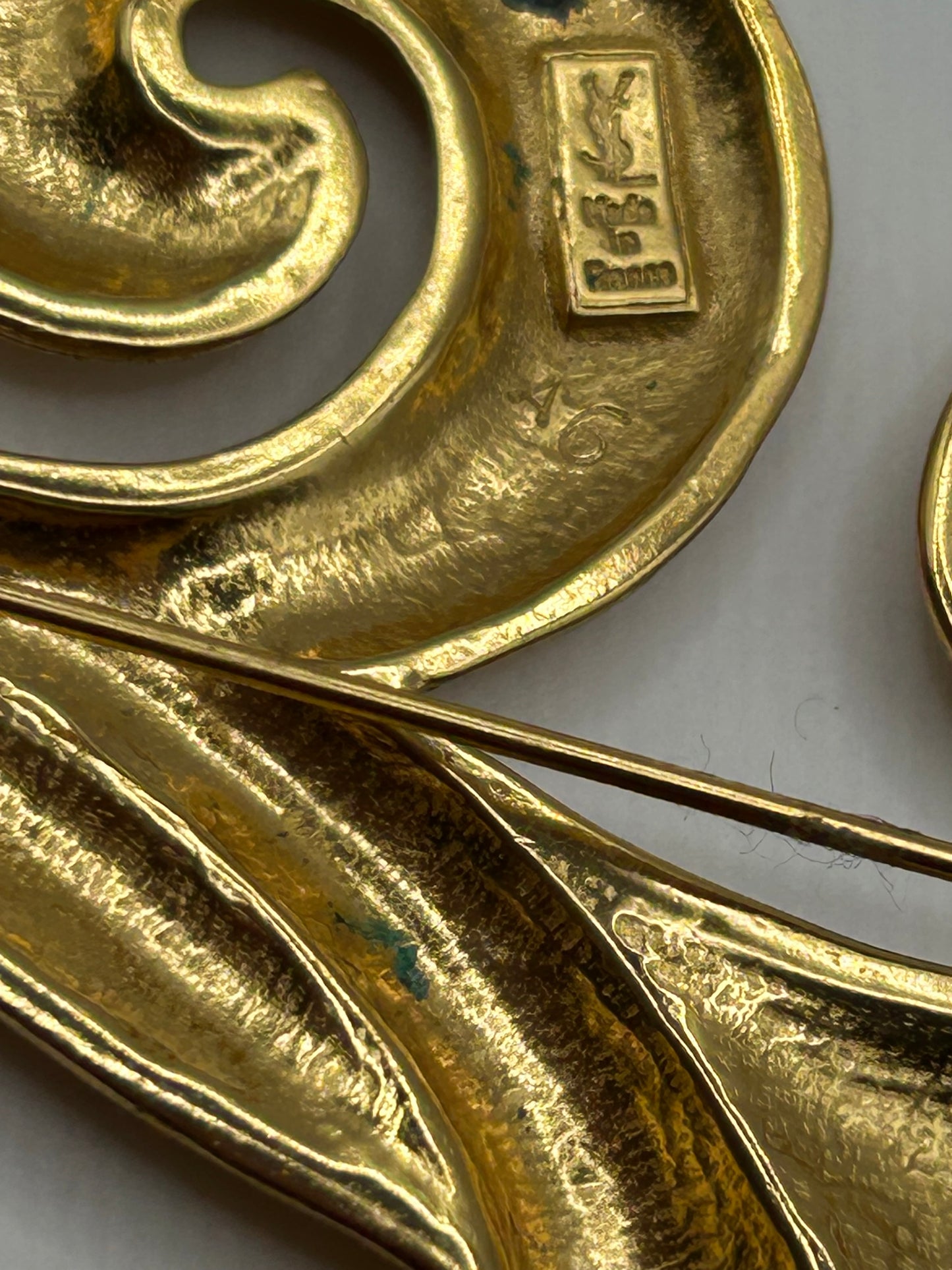 Yves Saint Laurent Vintage Gold-tone Metal Brooch.