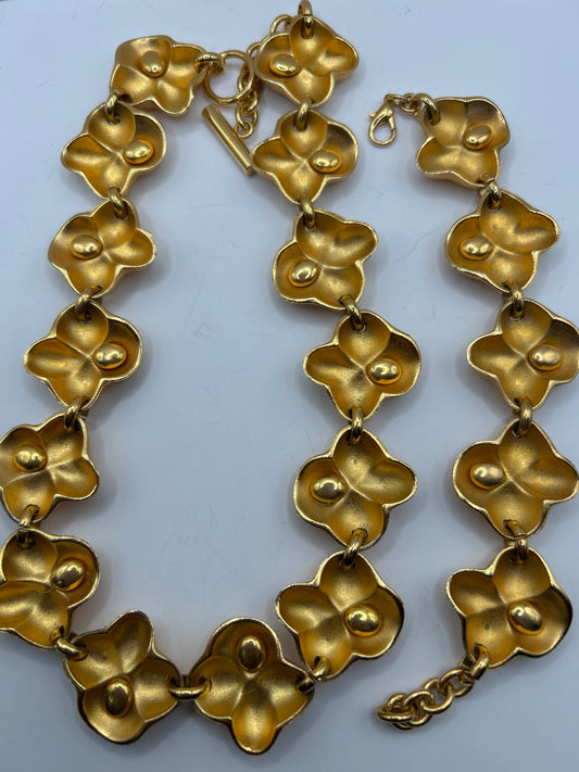 Oscar De La Renta Necklace & Bracelet set