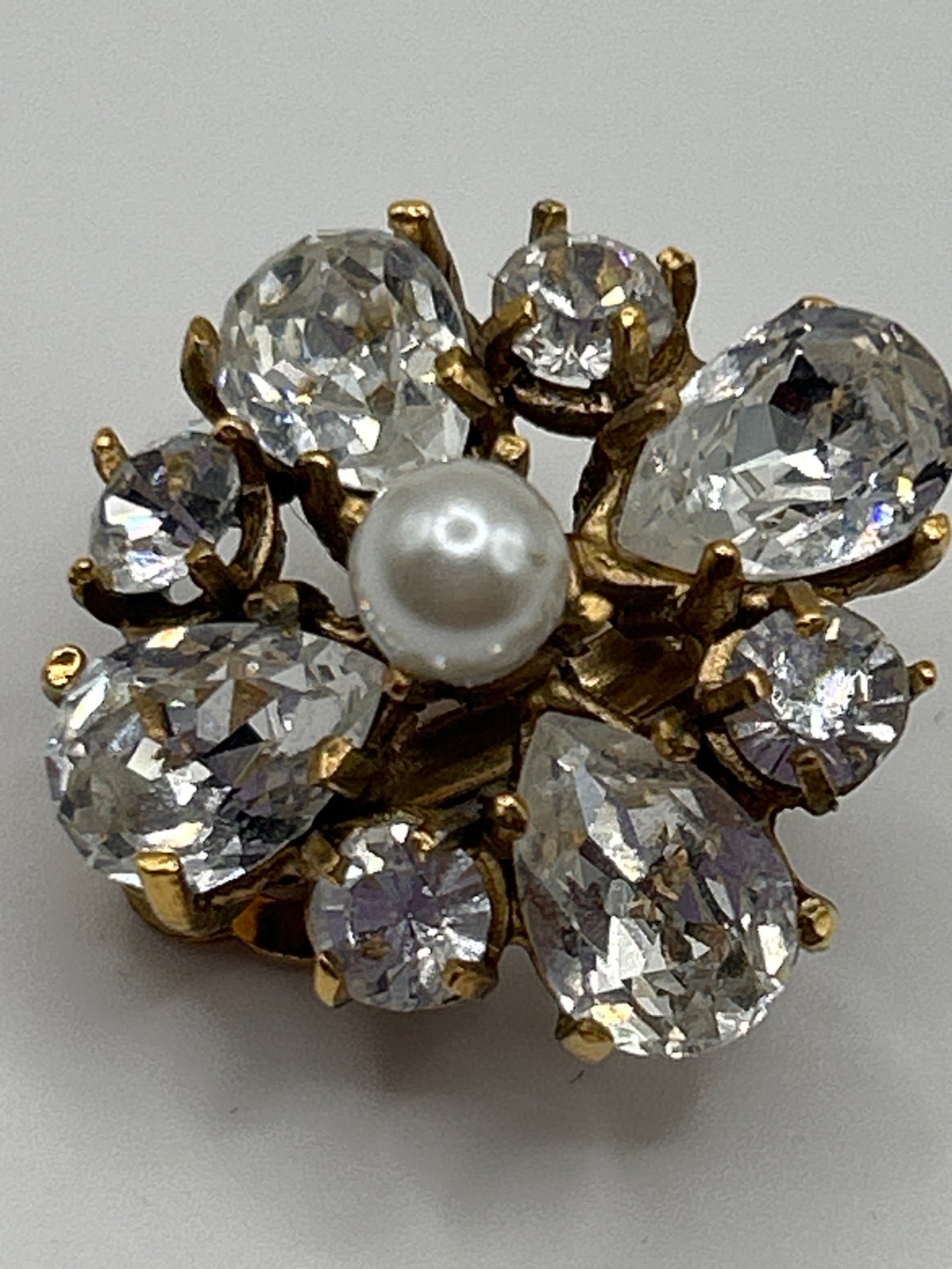 Chanel vintage 2002 clip on crystal earrings.