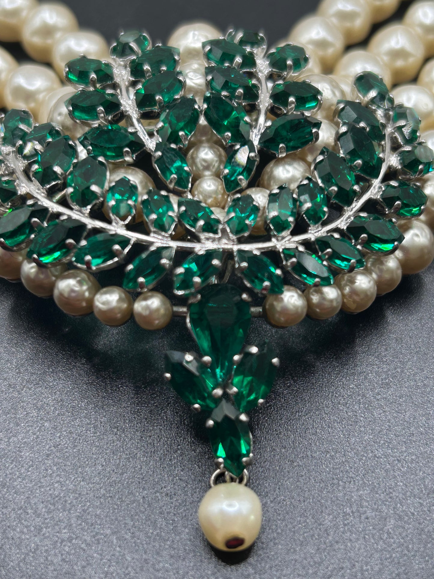 Christian Dior 1961 Vintage Rare Green Stones Necklace