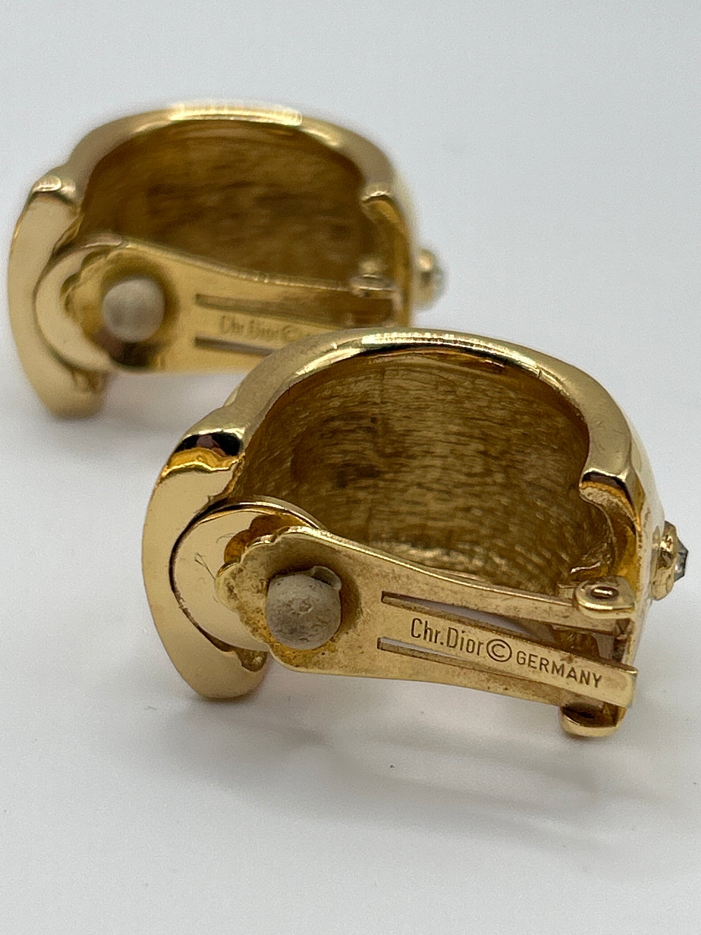 Christian Dior Vintage omega Necklace, Earrings. Cream Enamel and blue cabochons.