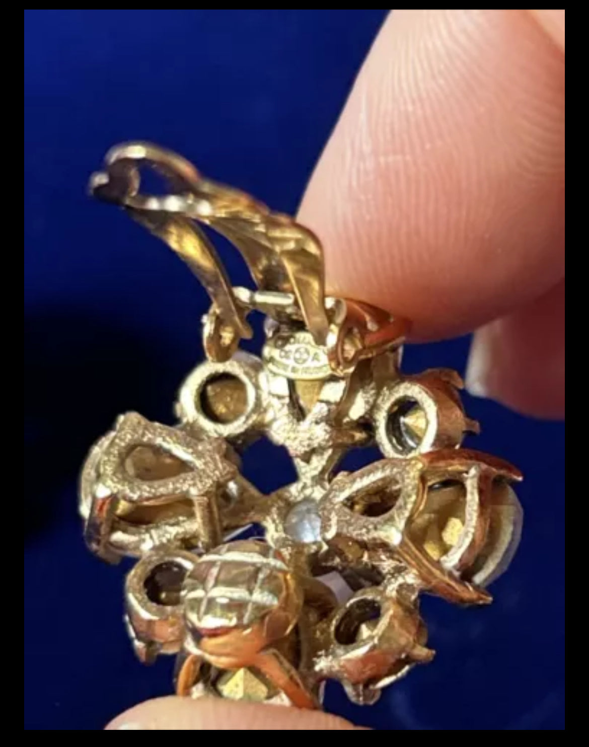Chanel vintage 2002 clip on crystal earrings.