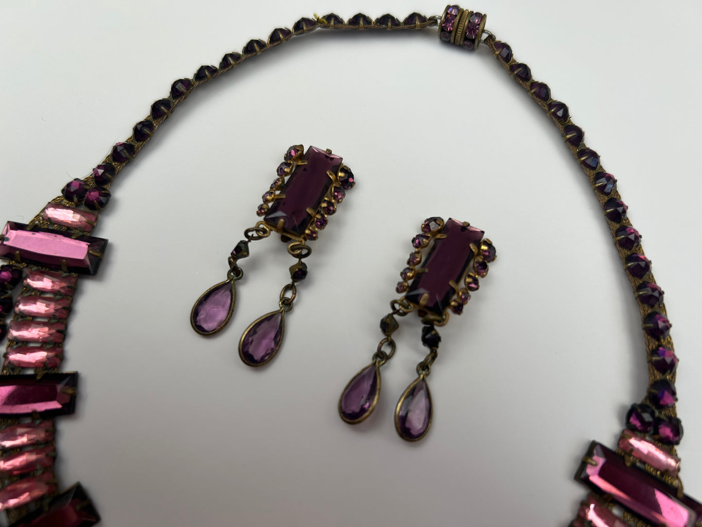 Antique 1930s Art Deco Pink Vauxhall Glass Bib Necklace And Clip On Earrings