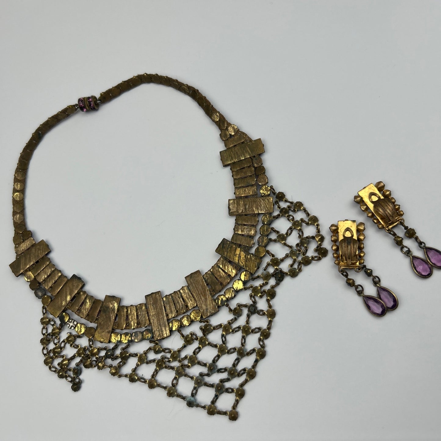Antique 1930s Art Deco Pink Vauxhall Glass Bib Necklace And Clip On Earrings