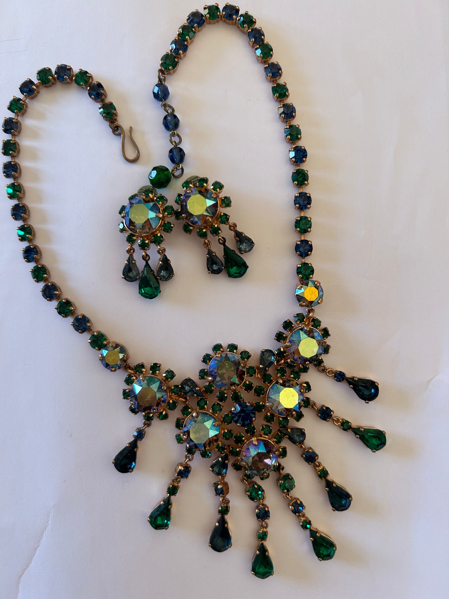 Vintage Drop Crystal Necklace With Earrings Clip On. Stunning Colours