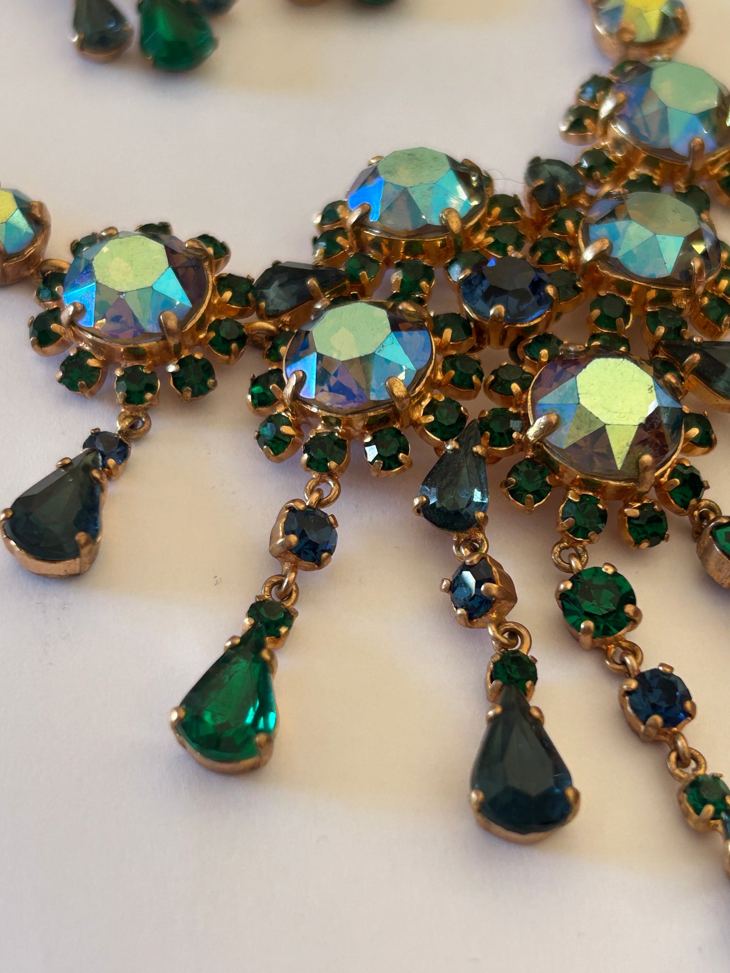 Vintage Drop Crystal Necklace With Earrings Clip On. Stunning Colours