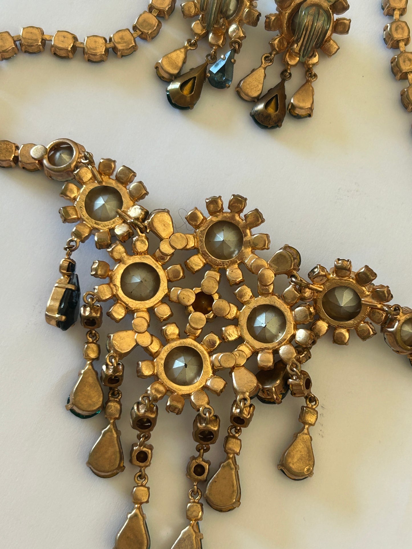 Vintage Drop Crystal Necklace With Earrings Clip On. Stunning Colours
