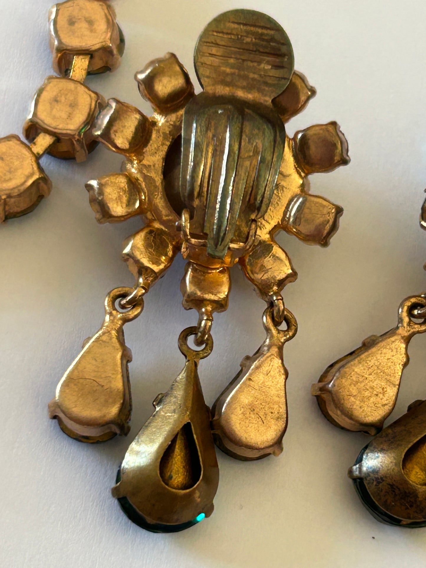 Vintage Drop Crystal Necklace With Earrings Clip On. Stunning Colours