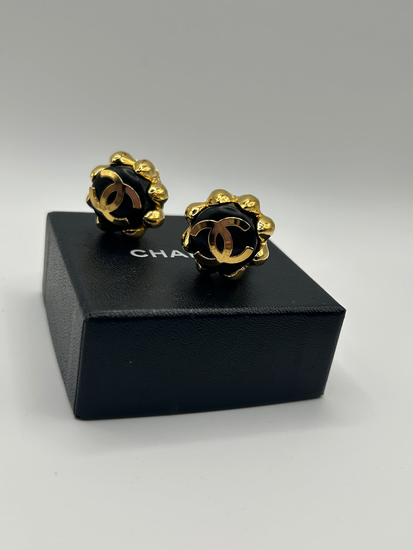 Chanel vintage clip on earrings . Dated 1993.
