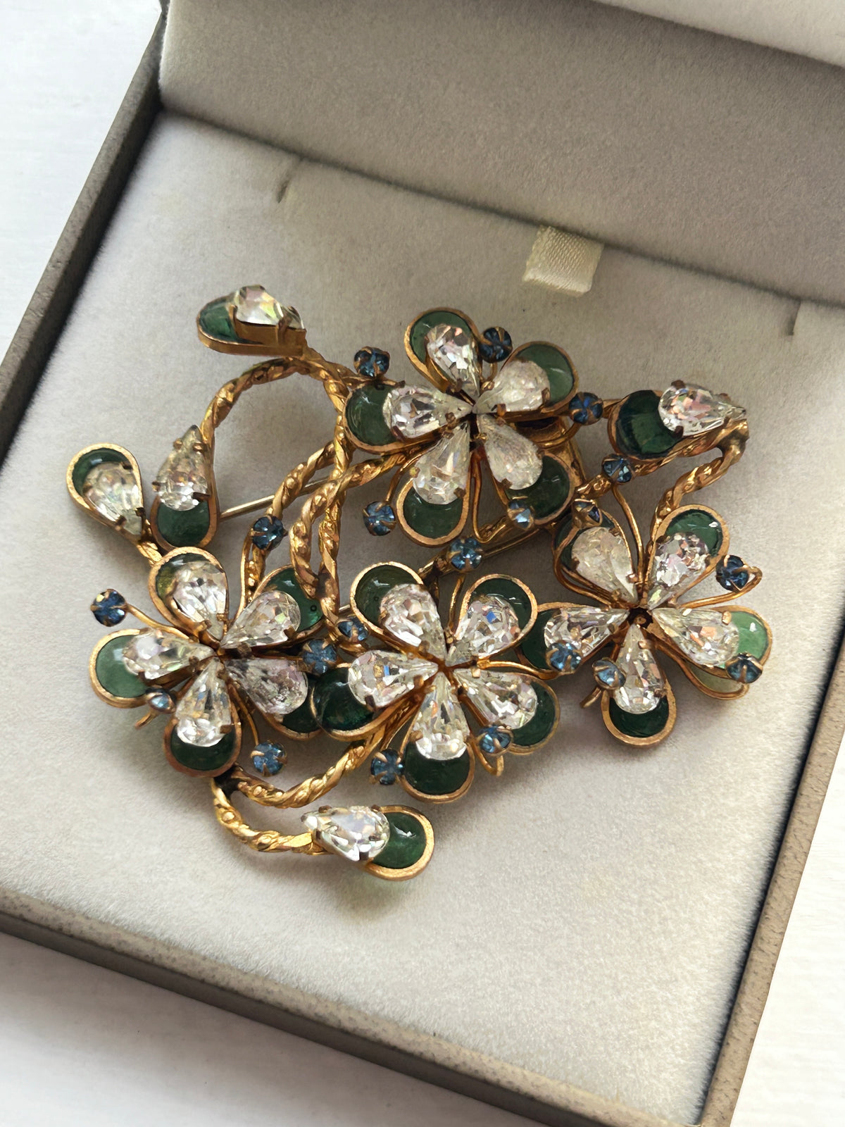 French Gripox Vintage fur clip Signed Depose Crystal Stones Gold Tone. Floral spray