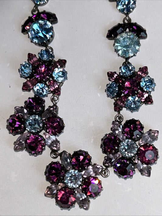 Vintage purple and blue glass necklace.